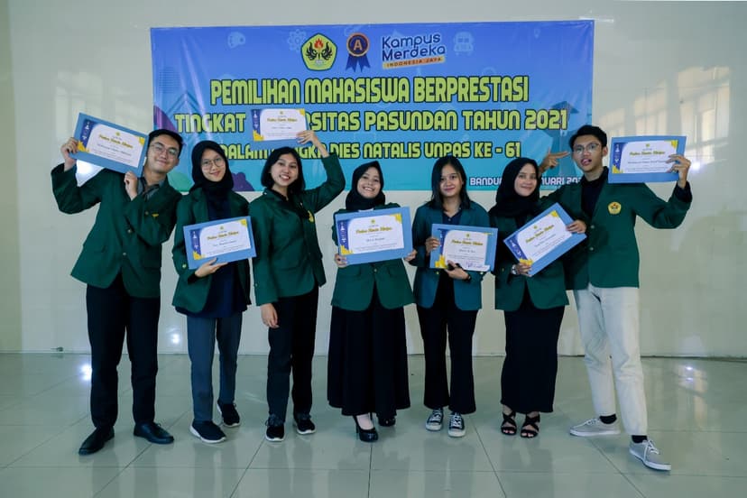 University Outstanding Student Representative
